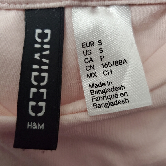 Graphics Pink short tees - Picture 3 of 3